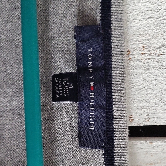 Tommy Hilfiger Gray and Red V-Neck Sweater - Picture 3 of 3